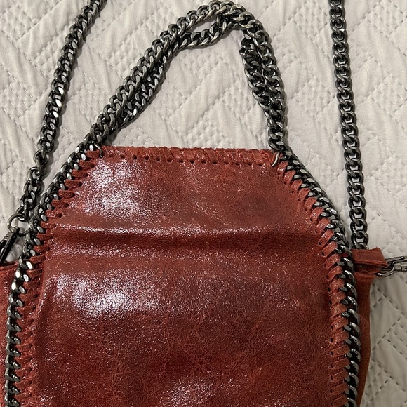 Designer style Leather crossbody bag from Italy - Picture 2 of 10